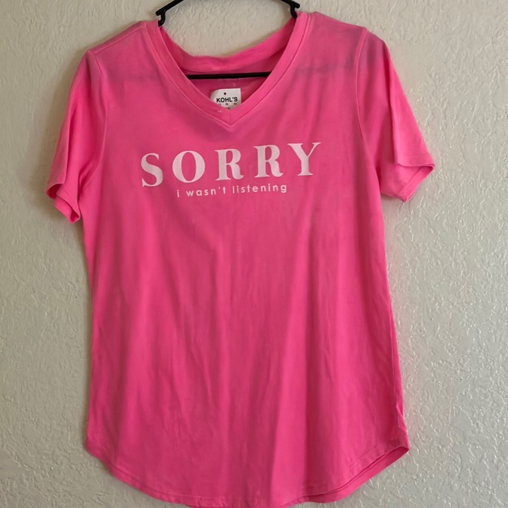 Pink tee size small